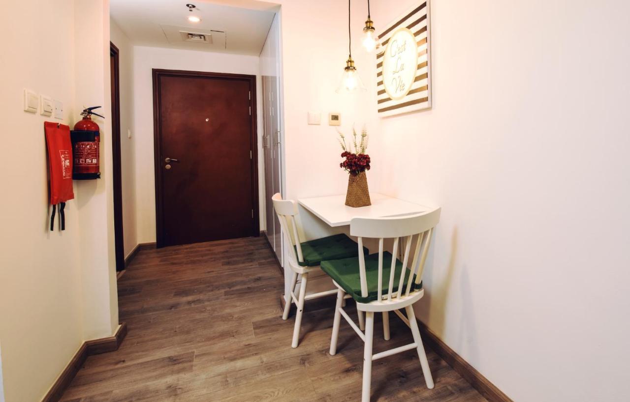 Apartment Near Burj Khalifa, Downtown - Burj Al Nujoom *