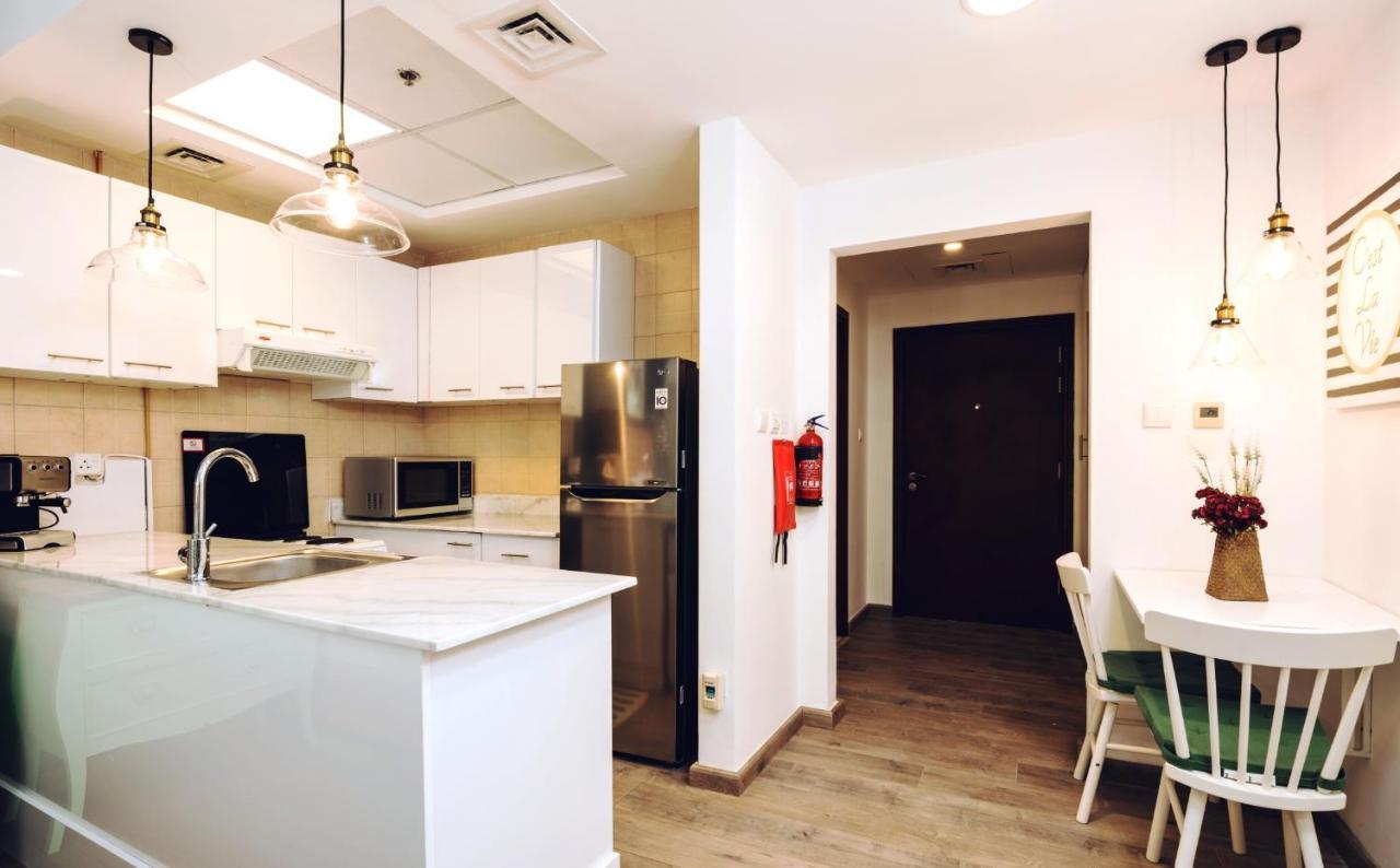 Near Burj Khalifa, Downtown - Burj Al Nujoom Apartment Dubai